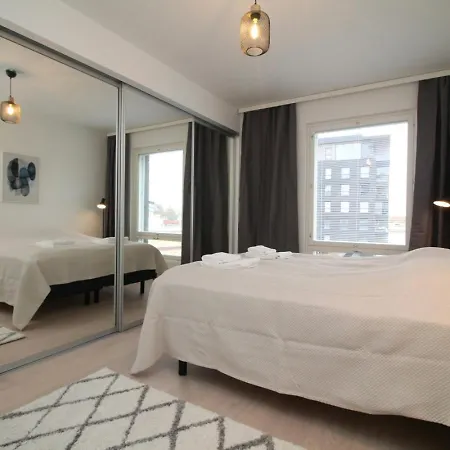 Apartment Spacious For 2 With Sauna In V