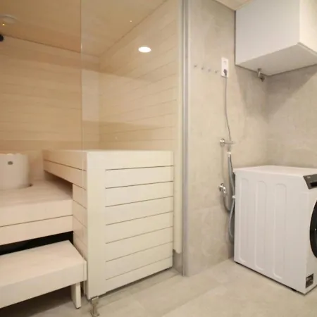 Spacious For 2 With Sauna In V Apartment