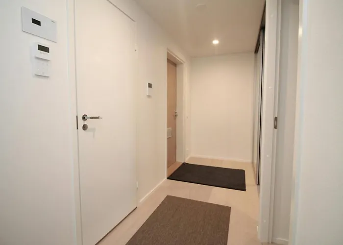 Spacious For 2 With Sauna In V 아파트